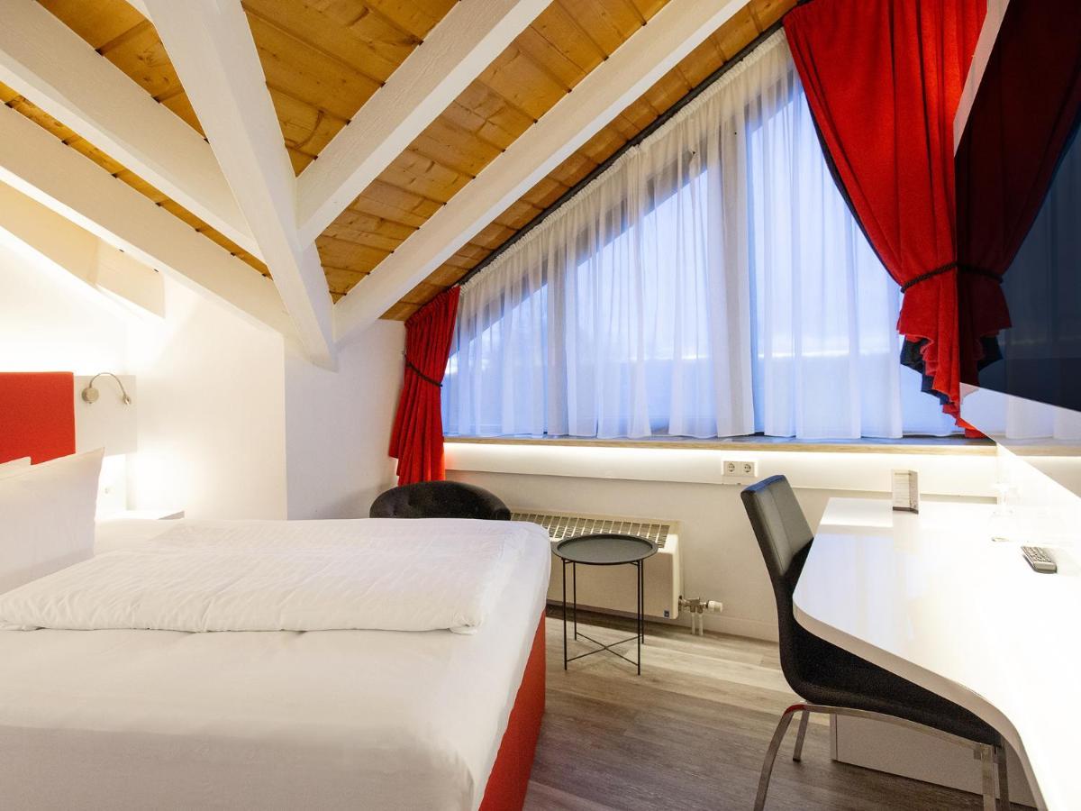 Dormero Hotel Duesseldorf 埃克拉特 外观 照片