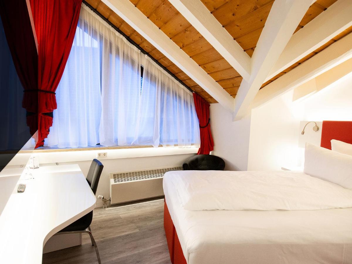 Dormero Hotel Duesseldorf 埃克拉特 外观 照片